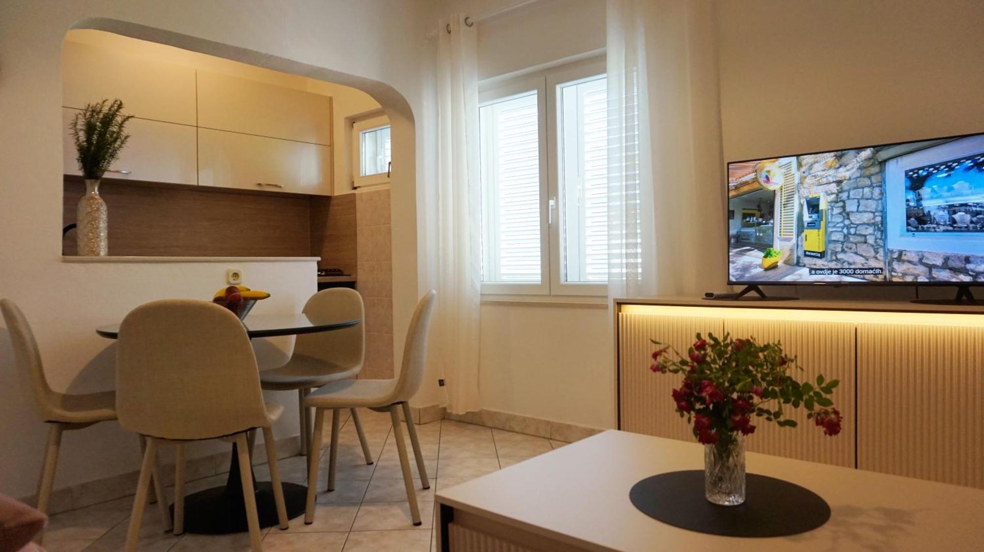 Apartment Krasna Baška Voda Εξωτερικό φωτογραφία