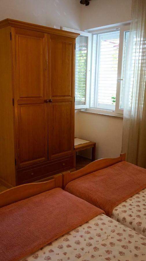 Apartment Krasna Baška Voda Εξωτερικό φωτογραφία